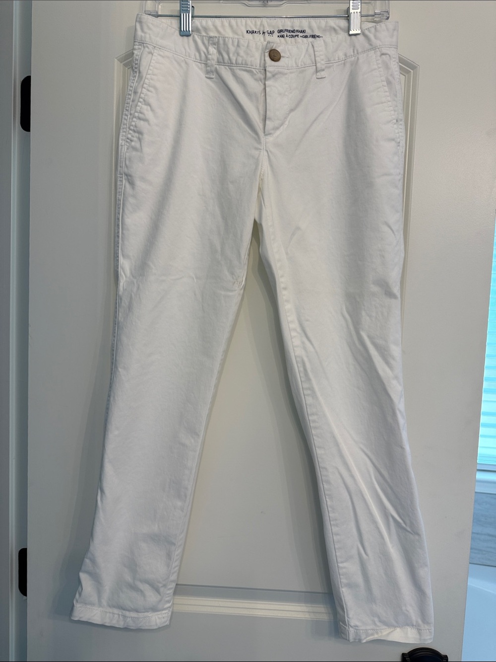 GAP White Straight-Leg Chino Pants